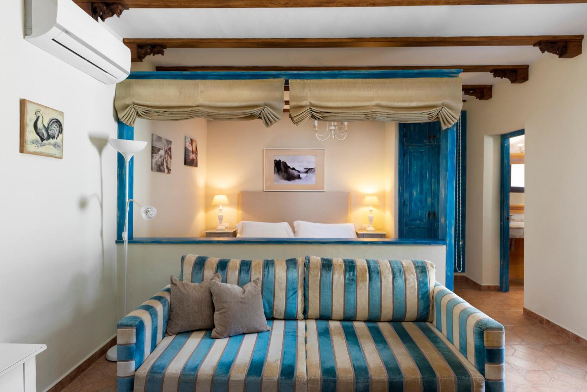 Suites Cortijo Fontanilla コニル・デ・ラ・フロンテラ エクステリア 写真