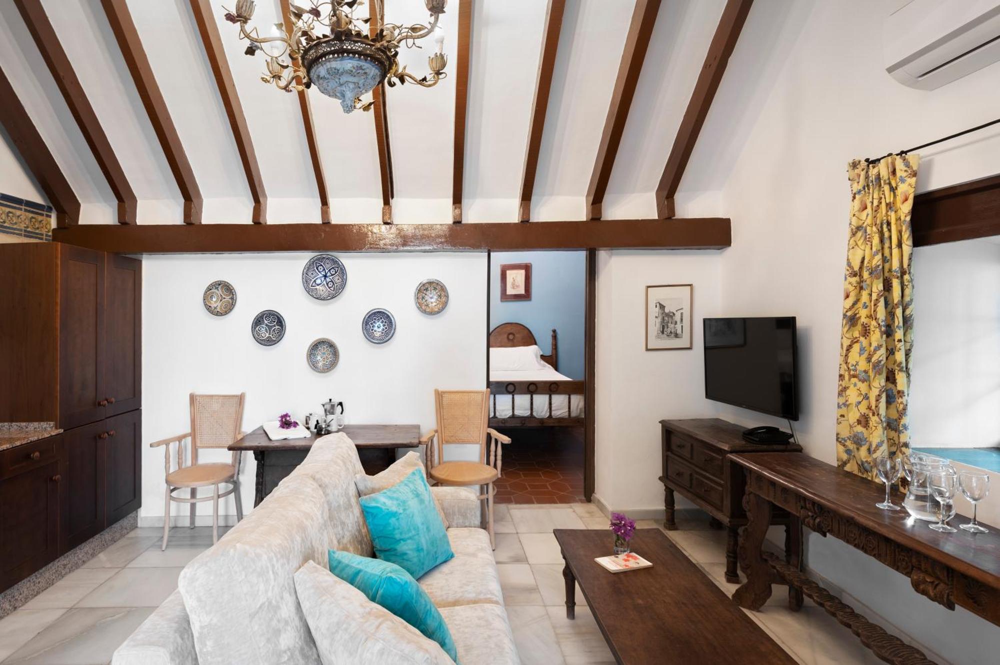 Suites Cortijo Fontanilla コニル・デ・ラ・フロンテラ エクステリア 写真