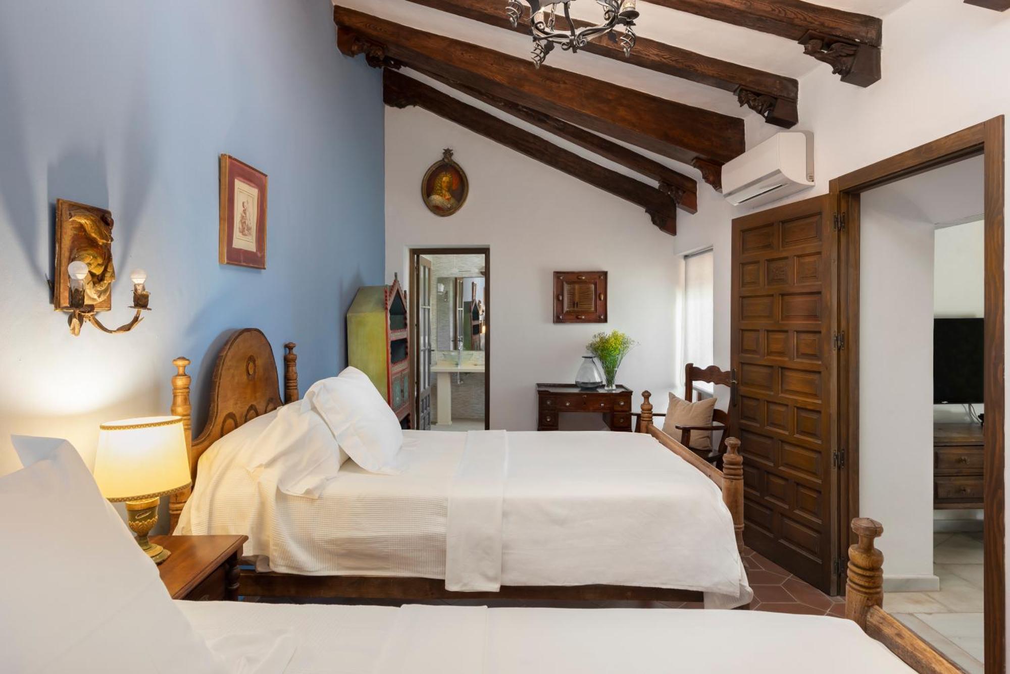 Suites Cortijo Fontanilla コニル・デ・ラ・フロンテラ エクステリア 写真